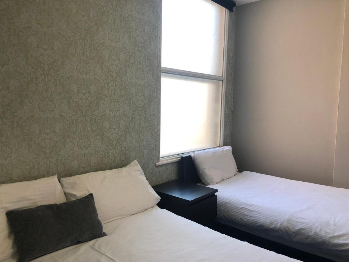 Ultimate Family Guest House Blackpool Buitenkant foto