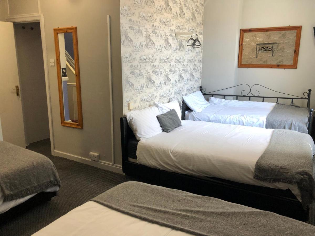 Ultimate Family Guest House Blackpool Buitenkant foto