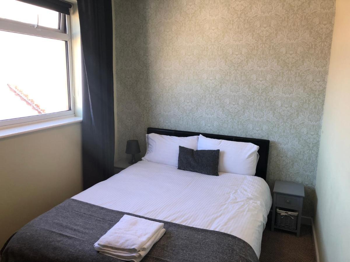 Ultimate Family Guest House Blackpool Buitenkant foto