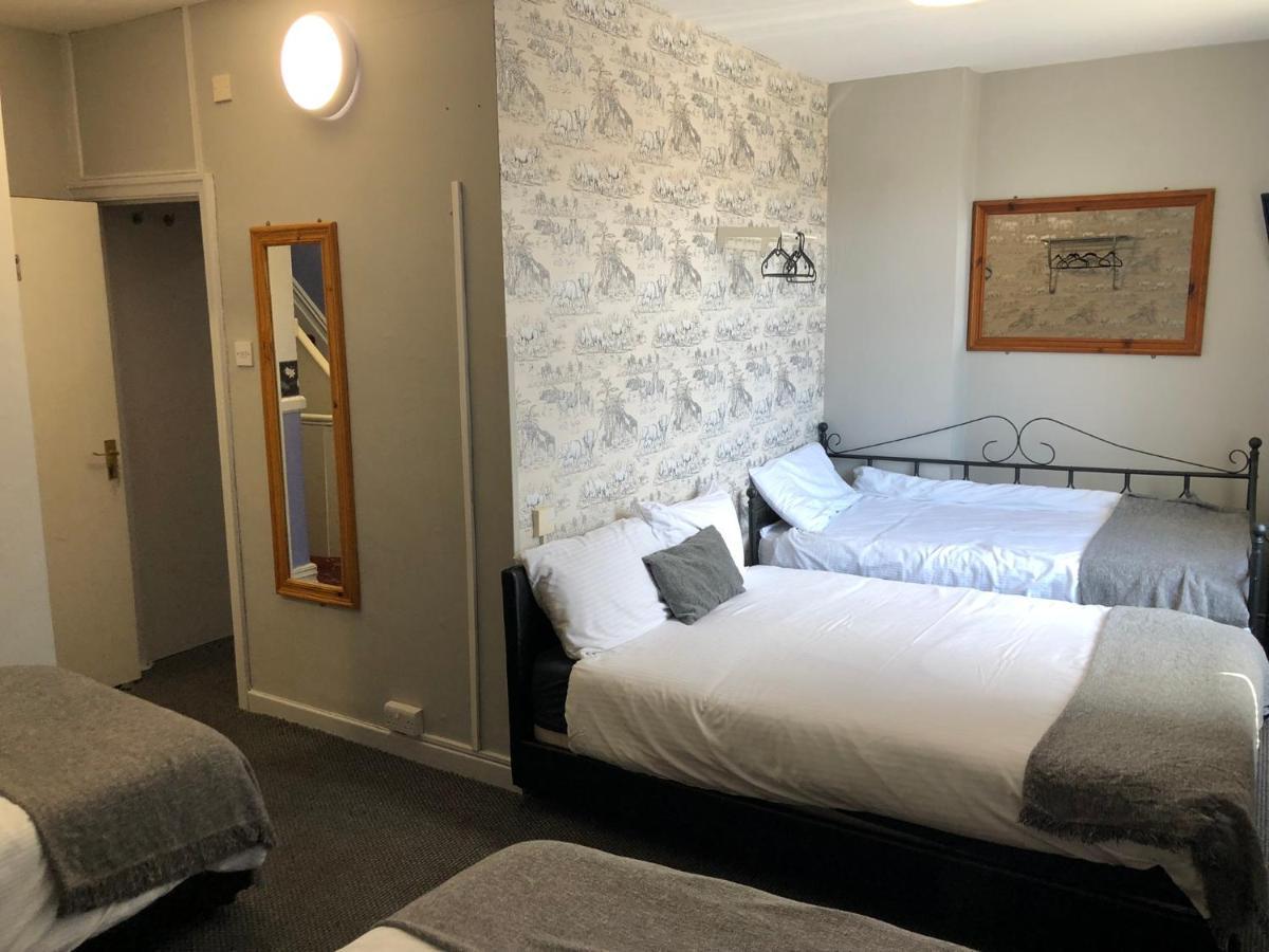 Ultimate Family Guest House Blackpool Buitenkant foto
