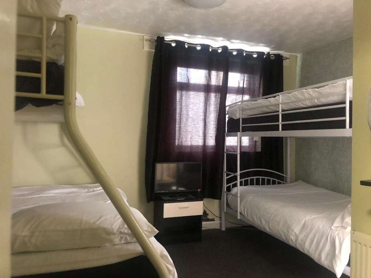 Ultimate Family Guest House Blackpool Buitenkant foto